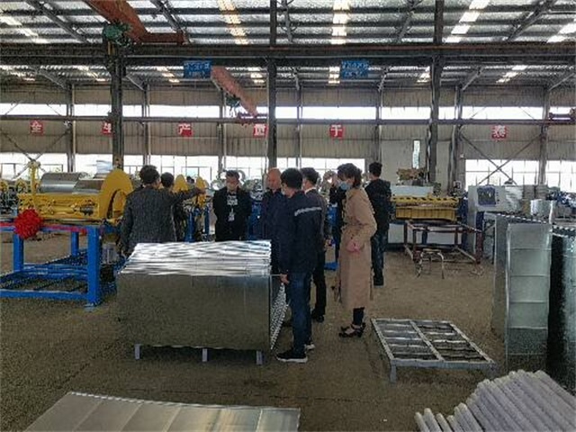 領(lǐng)導(dǎo)視察 (8)