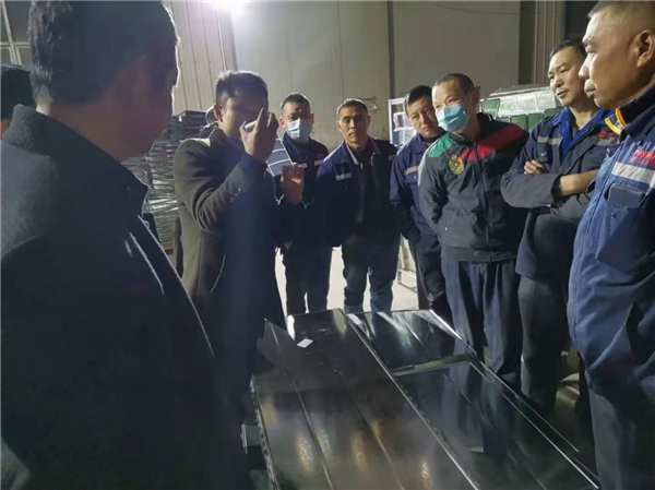 湖南風管,長沙風管,長沙風管加工,長沙鍍鋅風管,長沙不銹鋼風管