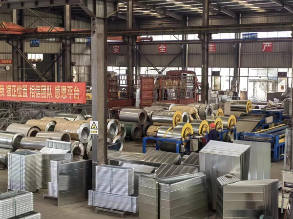 湖南風(fēng)管,長(zhǎng)沙風(fēng)管,長(zhǎng)沙風(fēng)管加工,長(zhǎng)沙鍍鋅風(fēng)管,長(zhǎng)沙不銹鋼風(fēng)管