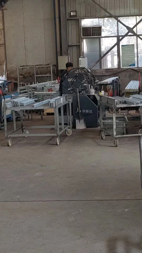 湖南風管,長沙風管,長沙風管加工,長沙鍍鋅風管,長沙不銹鋼風管